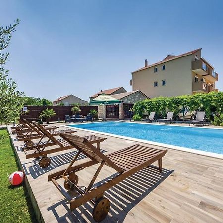 Apartments Mikulic Biograd Na Moru Esterno foto